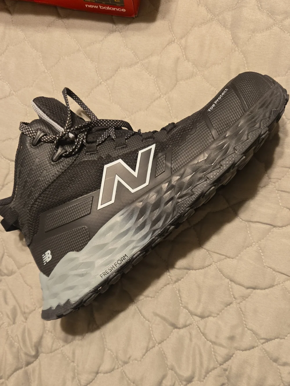 New Balance Fresh Foam Cremorne Mid Comp Toe Work Shoes